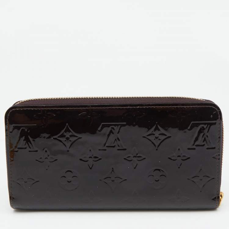 Pre Owned Louis Vuitton Amarante Monogram Vernis Zippy Wallet  