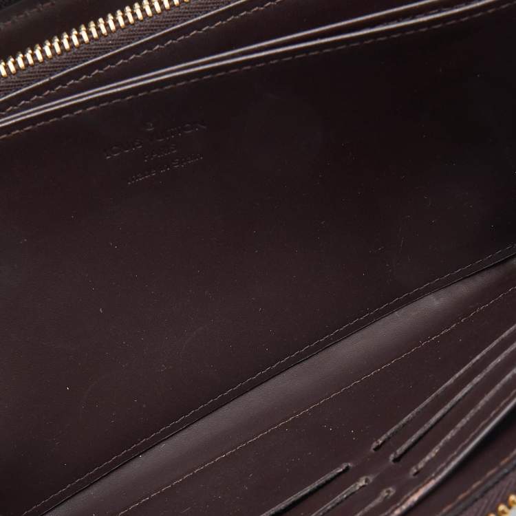 Pre Owned Louis Vuitton Amarante Monogram Vernis Zippy Wallet  