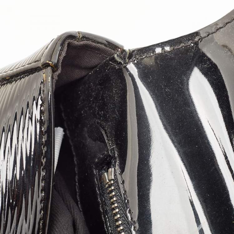 Pre Owned Louis Vuitton Black Electric Epi Leather Sobe Clutch
