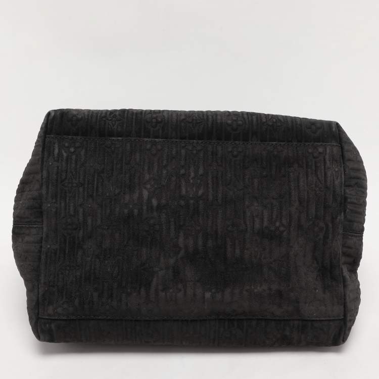 مملوكة مسبقًا Louis Vuitton Black Monogram Embossed Suede Limited Edition Whisper PM Bag