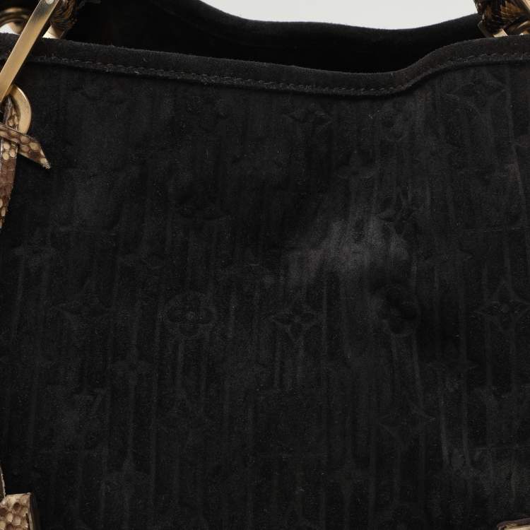 مملوكة مسبقًا Louis Vuitton Black Monogram Embossed Suede Limited Edition Whisper PM Bag