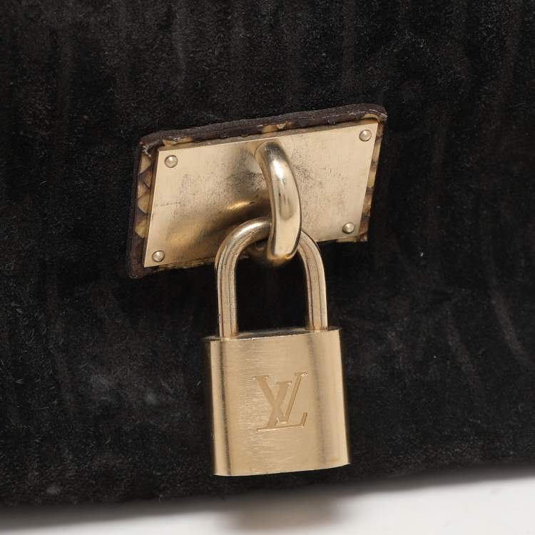مملوكة مسبقًا Louis Vuitton Black Monogram Embossed Suede Limited Edition Whisper PM Bag