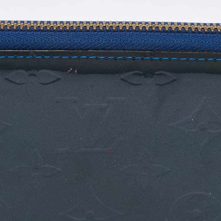 Pre Owned Louis Vuitton Grand Blue Monogram Vernis Leather Zippy Wallet