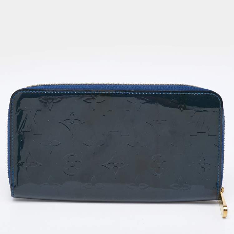 Pre Owned Louis Vuitton Grand Blue Monogram Vernis Leather Zippy Wallet