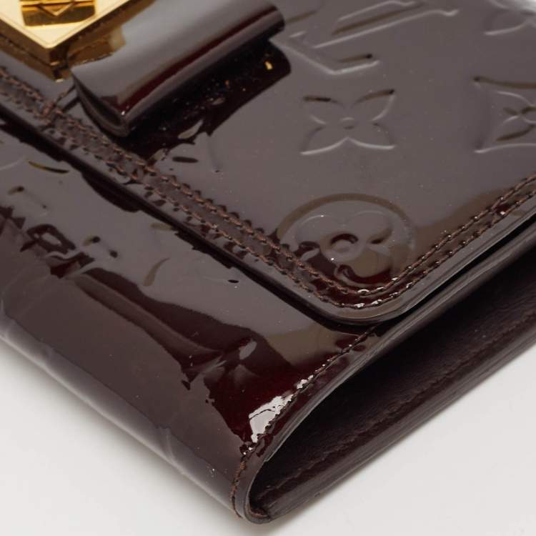 Pre Owned Louis Vuitton Amarante Monogram Vernis Sarah Noeud Wallet