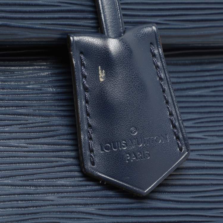 Pre Owned Louis Vuitton Blueberry Epi Leather Cluny MM Bag