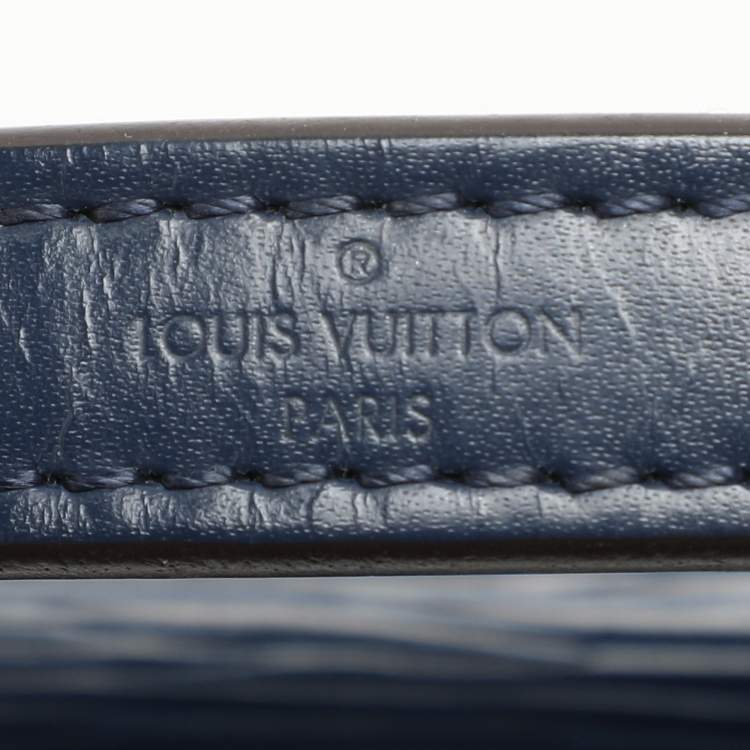 Pre Owned Louis Vuitton Blueberry Epi Leather Cluny MM Bag