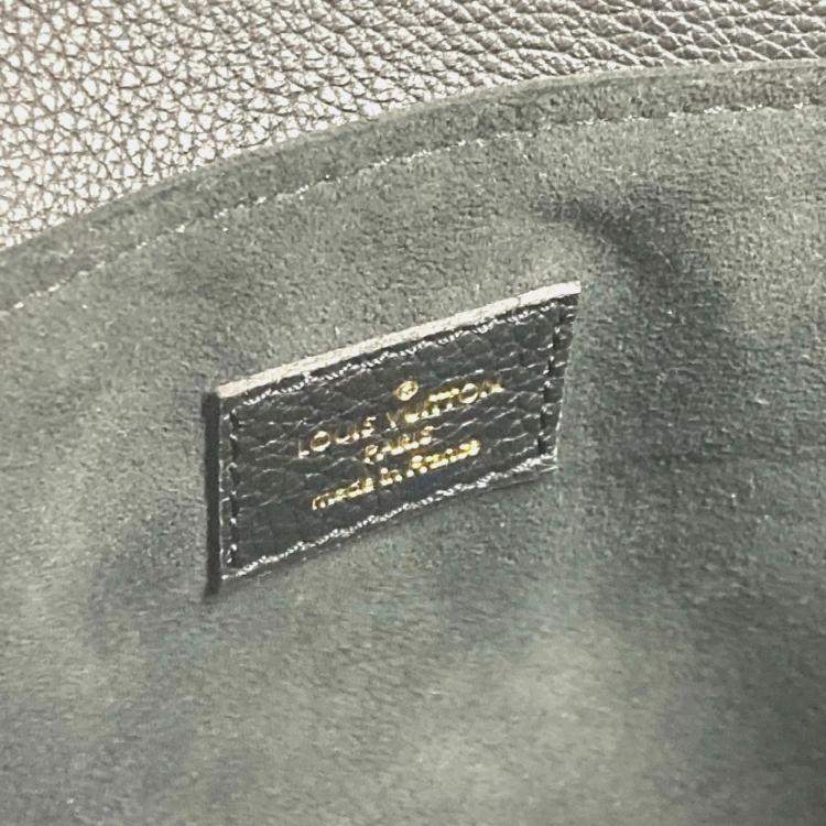 Pre Owned Louis Vuitton Black Leather Oxford Lockme Crossbody Bag