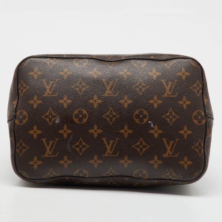 Pre Owned Louis Vuitton Monogram Canvas NeoNoe MM Bag