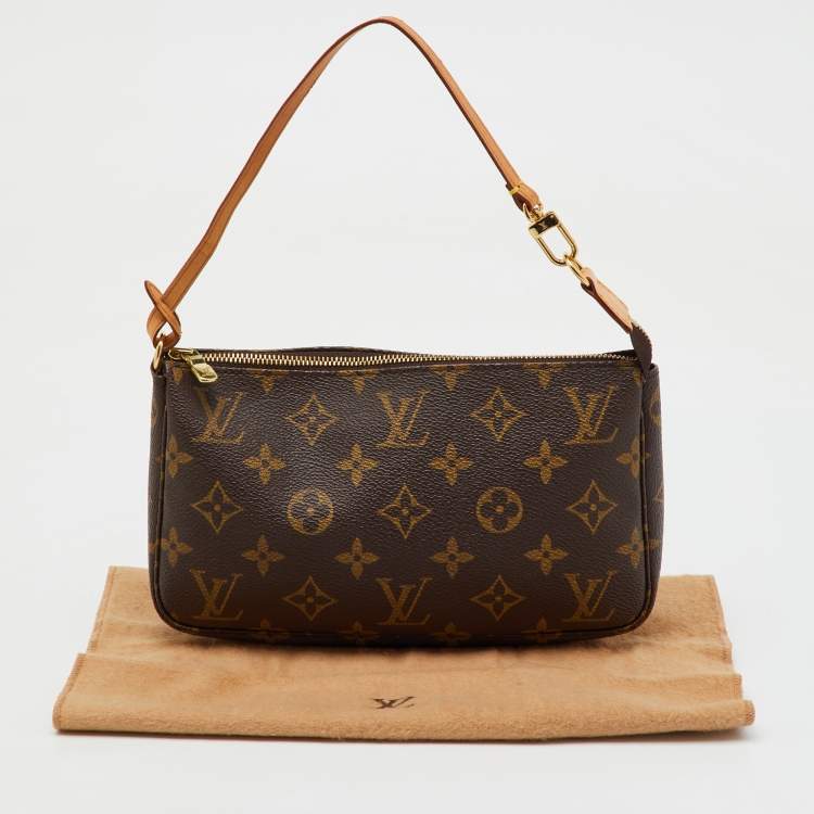 مملوكة مسبقًا Louis Vuitton Monogram Canvas Pochette Accessoires Bag