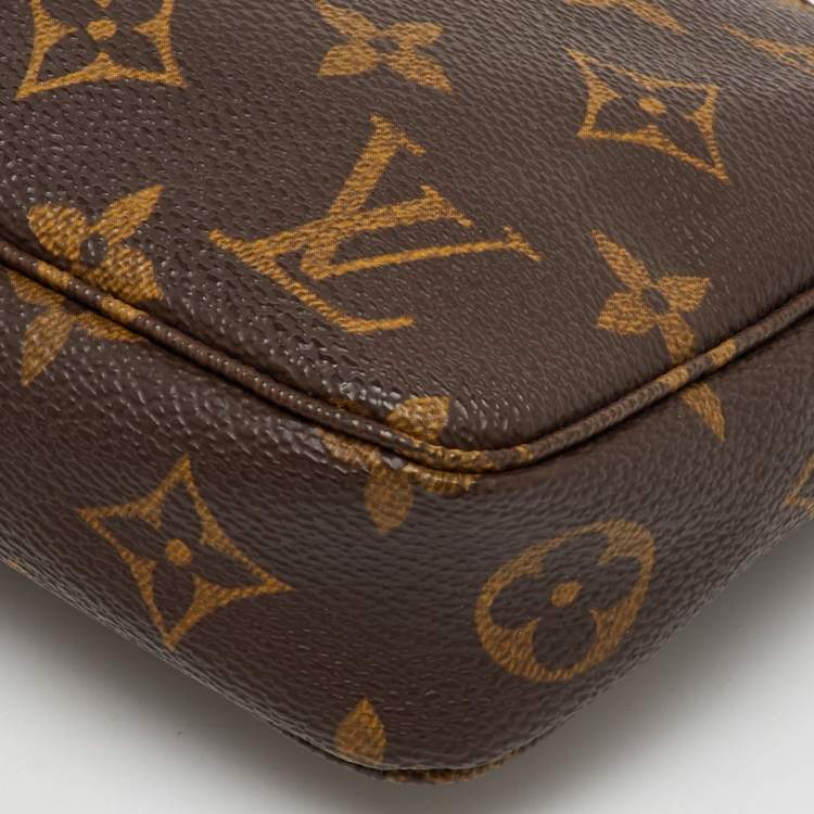 Pre Owned Louis Vuitton Monogram Canvas Pochette Accessoires Bag