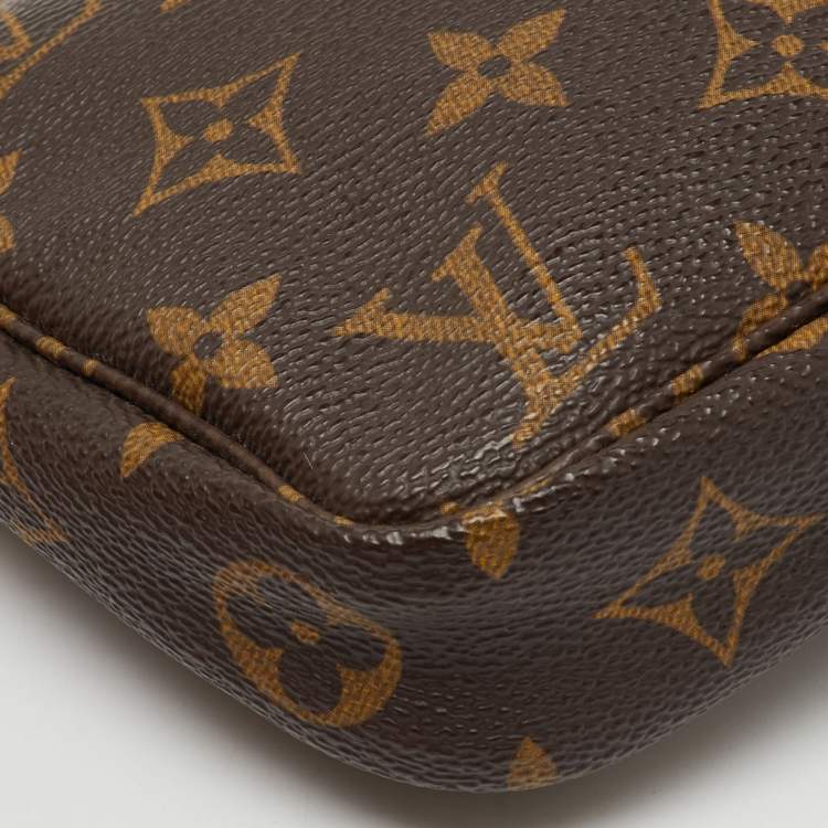 Pre Owned Louis Vuitton Monogram Canvas Pochette Accessoires Bag