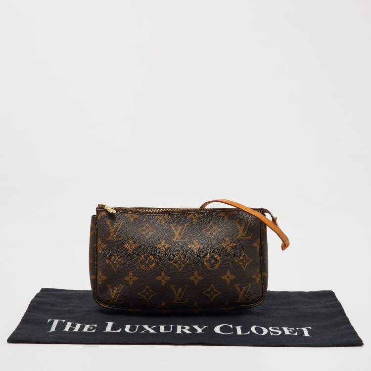Pre Owned Louis Vuitton Monogram Canvas Pochette Accessoires Bag