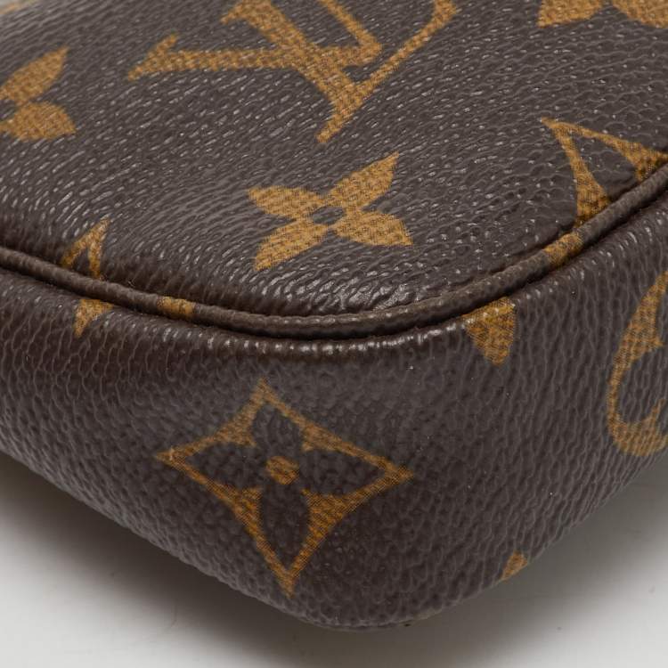 Pre Owned Louis Vuitton Monogram Canvas Mini Pochette Accessoires Bag