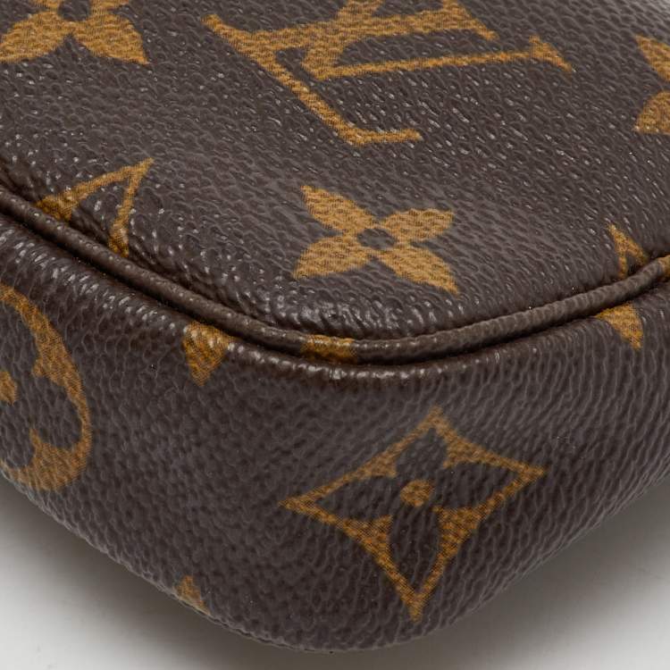 Pre Owned Louis Vuitton Monogram Canvas Mini Pochette Accessoires Bag