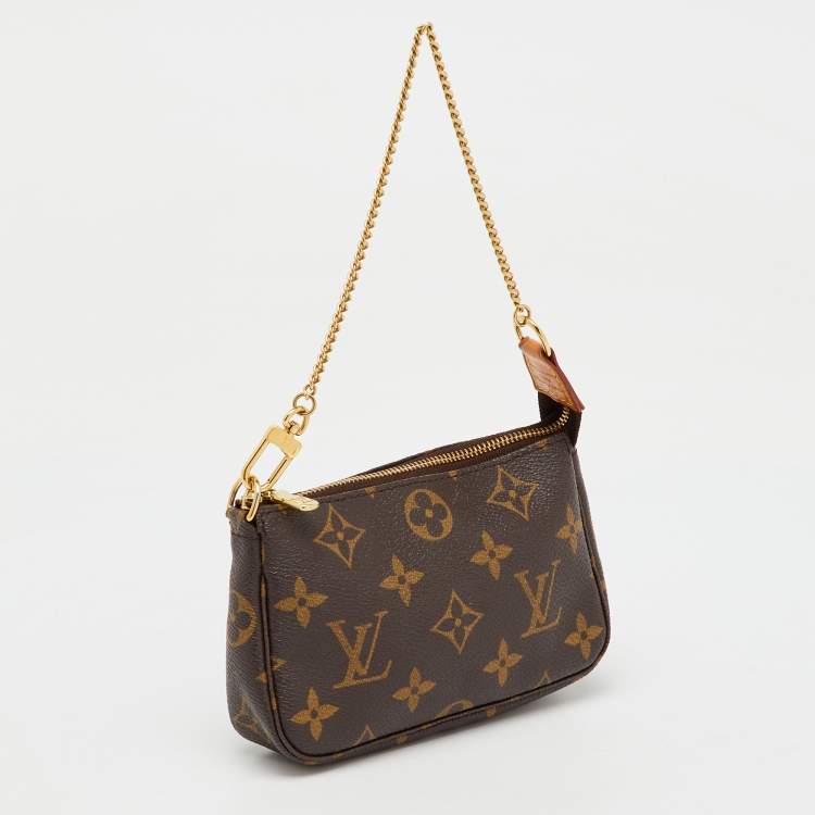Pre Owned Louis Vuitton Monogram Canvas Mini Pochette Accessoires Bag
