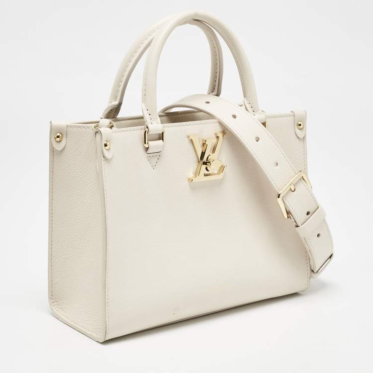 Pre Owned Louis Vuitton Quartz Leather Lock & Go Bag