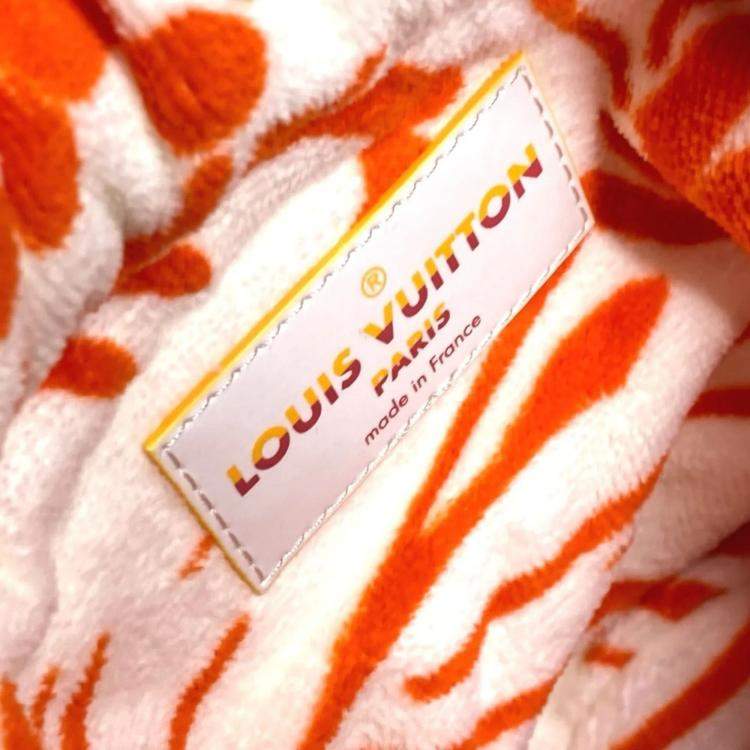 Pre Owned Louis Vuitton White Monogram LVacation Bucket Bag