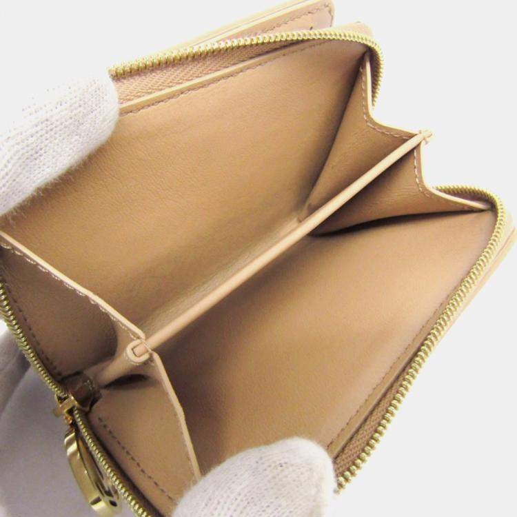 مملوكة مسبقًا Louis Vuitton Camel Lamb Leather Monogram Lou Wallet