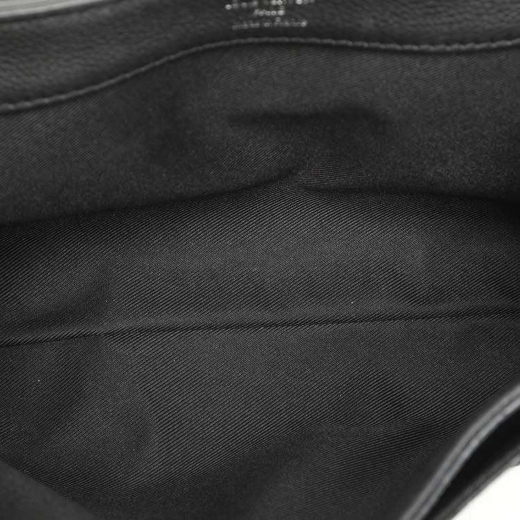 Pre Owned Louis Vuitton Black Leather Lockme II BB Bag