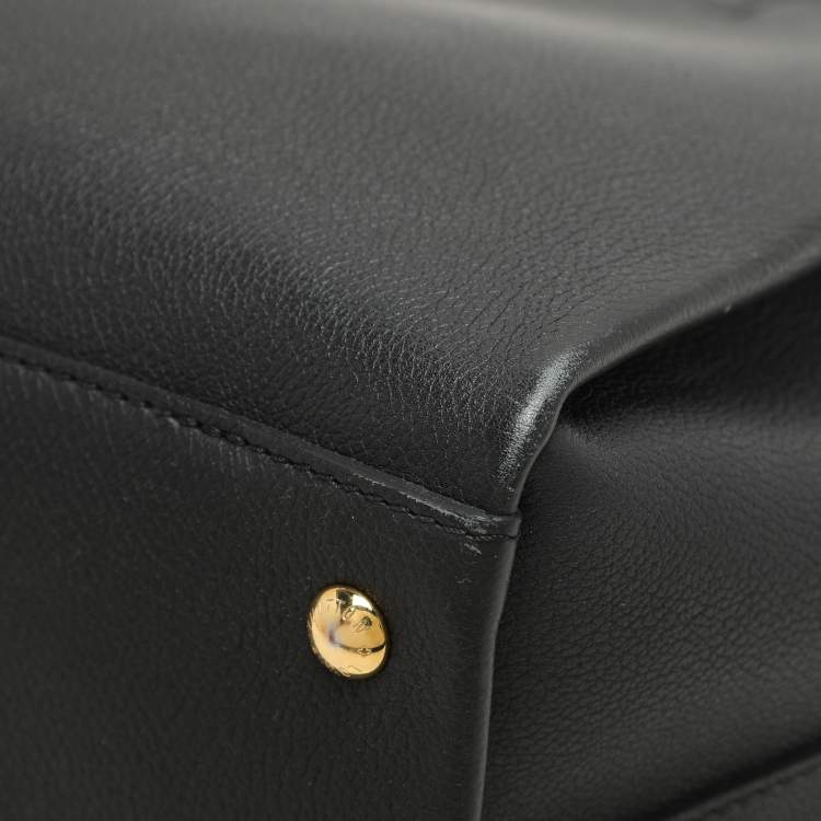 Pre Owned Louis Vuitton Black Leather Lockmeto Bag