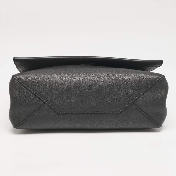 Pre Owned Louis Vuitton Black Leather Lockme II Bag