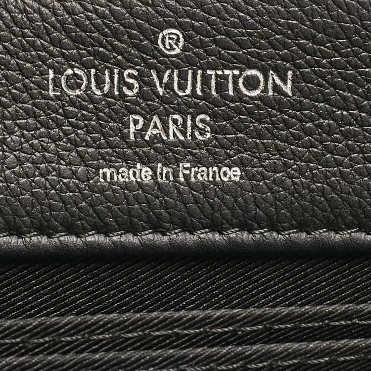 Pre Owned Louis Vuitton Black Leather Lockme II Bag