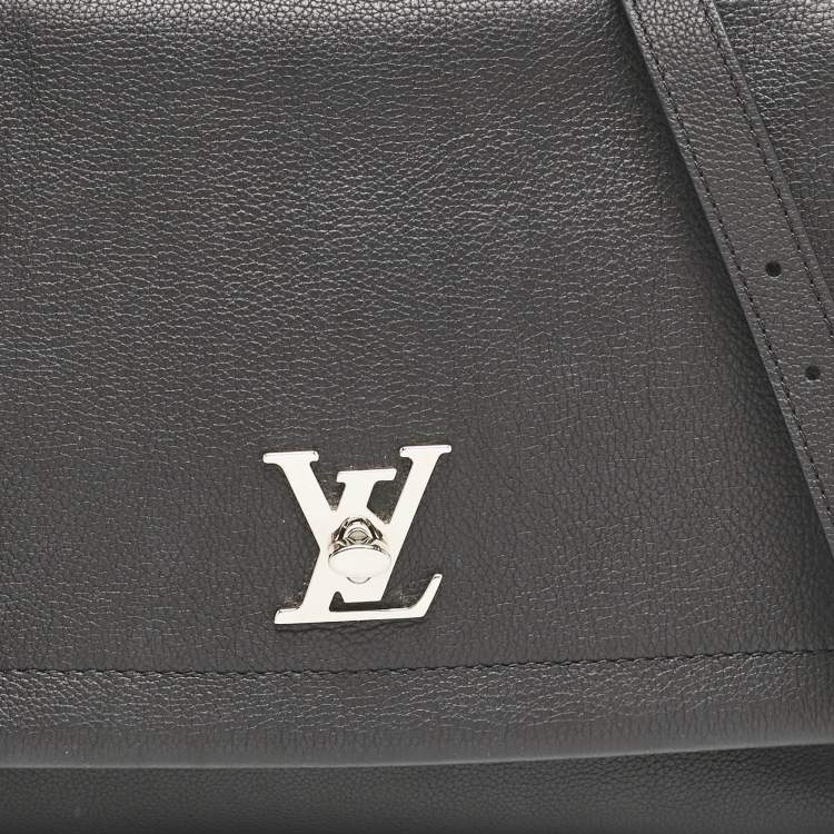 Pre Owned Louis Vuitton Black Leather Lockme II Bag