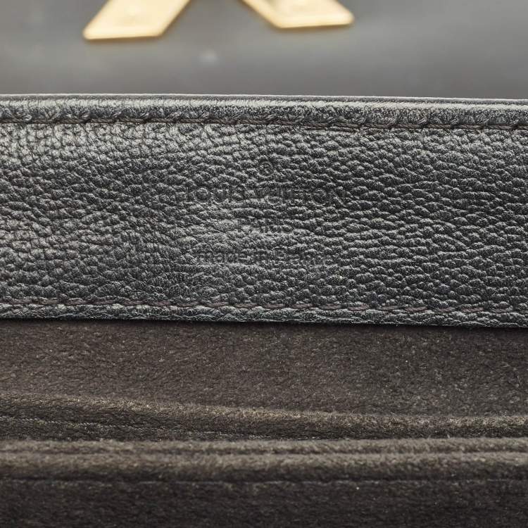 Pre Owned Louis Vuitton Black Monogram Leather Very Chain Bag