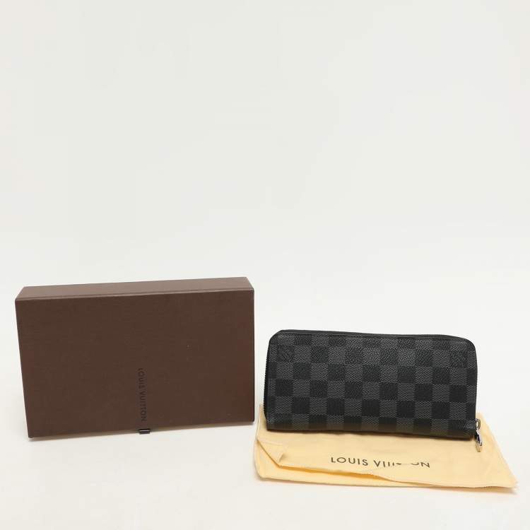 Pre Owned Louis Vuitton Damier Graphite Canvas Vertical Zippy Wallet