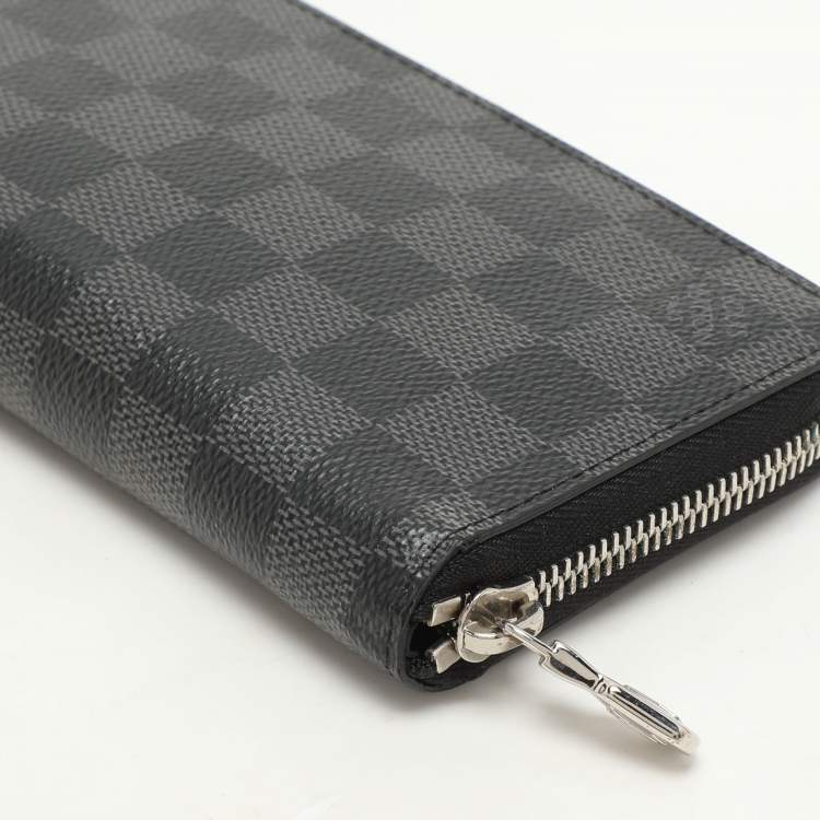 Pre Owned Louis Vuitton Damier Graphite Canvas Vertical Zippy Wallet