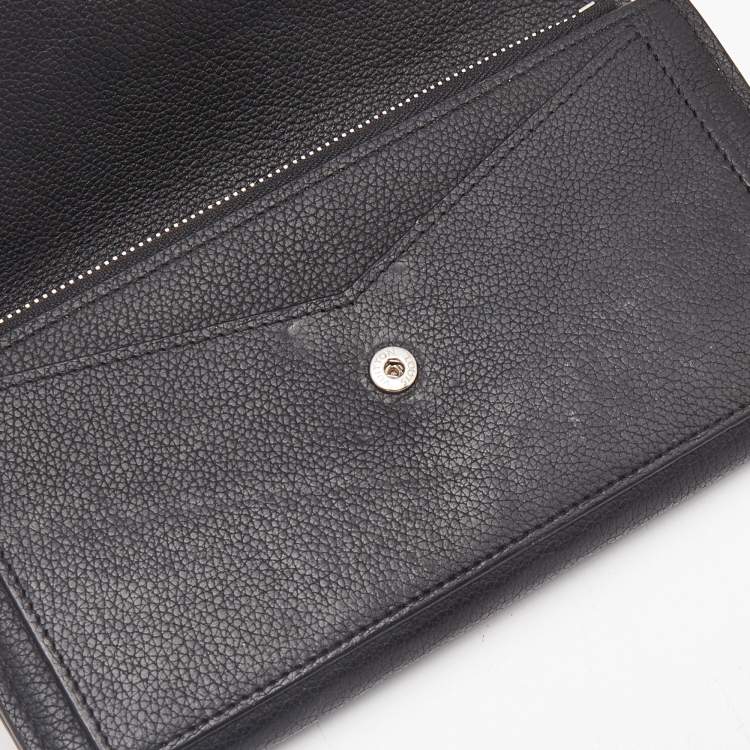 Pre Owned Louis Vuitton Black Leather Lockme II Wallet