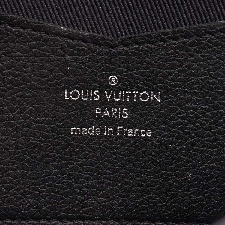 Pre Owned Louis Vuitton Black Leather Lockme II Wallet