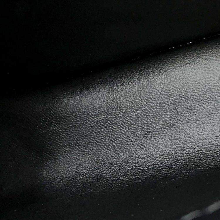 Pre Owned Louis Vuitton Capucines Black Taurillon Leather Size Mini