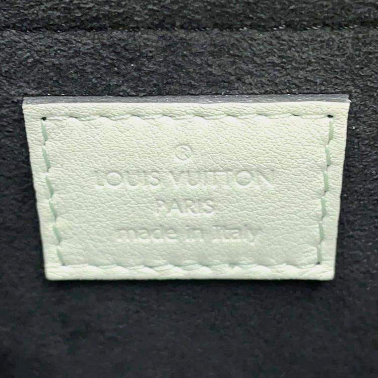Pre Owned Louis Vuitton Gray Taiga Leather Trapeze Shoulder Bag