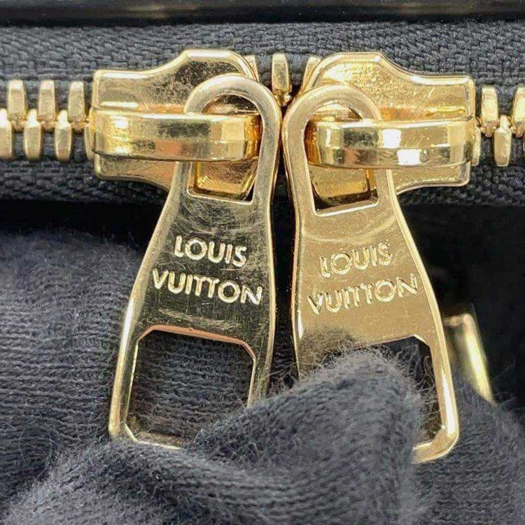 Pre Owned Louis Vuitton Black Calf Leather Utility Crossbody Bag