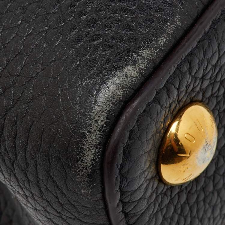 Pre Owned Louis Vuitton Black Leather Capucines BB Bag