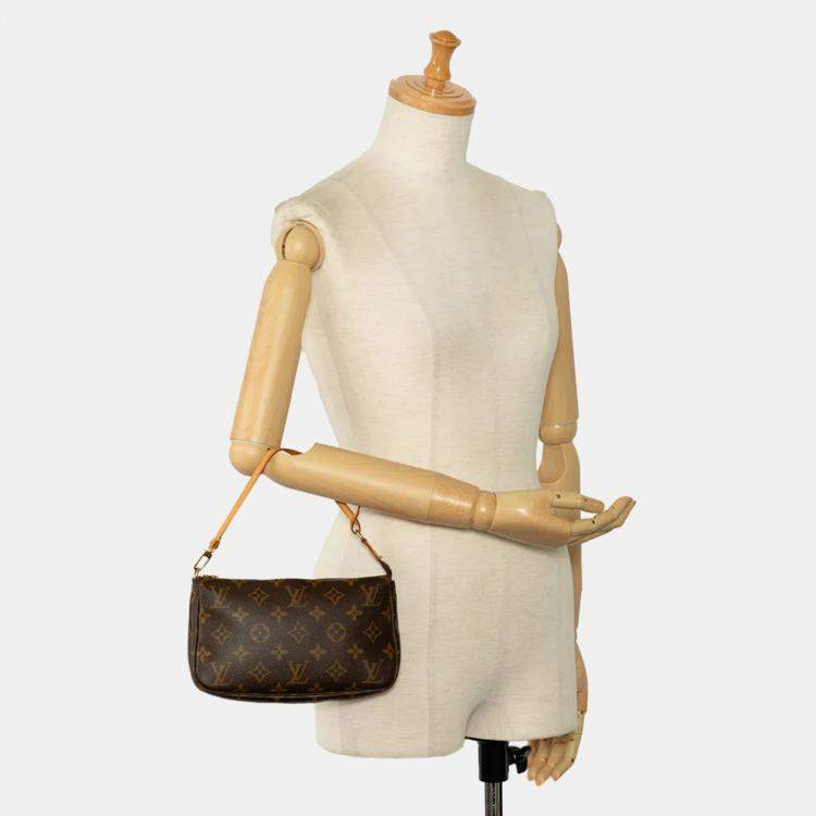 مملوكة مسبقًا Louis Vuitton Brown Monogram Pochette Accessoires Handbag