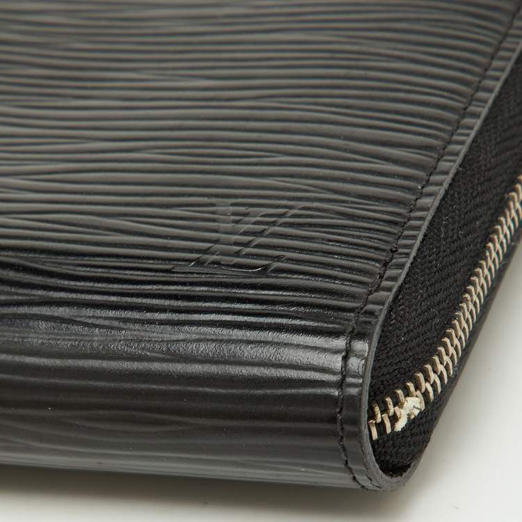 Pre Owned Louis Vuitton Black Epi Leather Zippy Coin Purse
