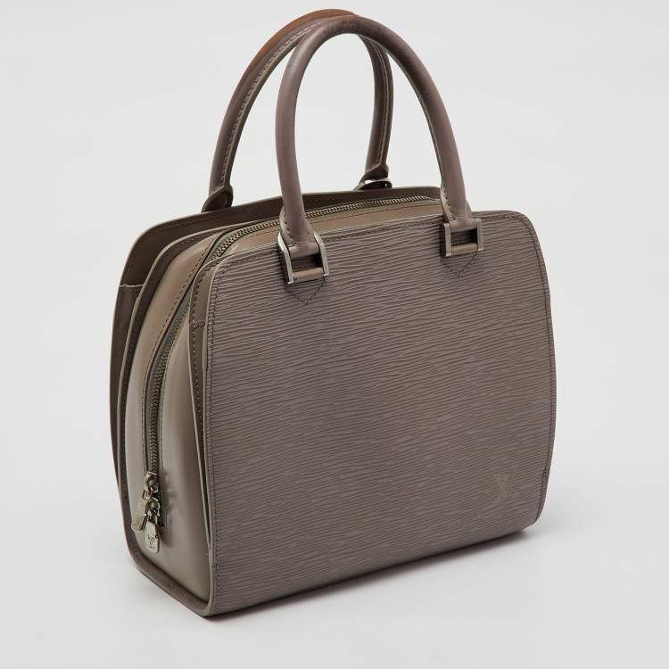 Pre Owned Louis Vuitton Lilac Epi Leather Pont Neuf PM Bag
