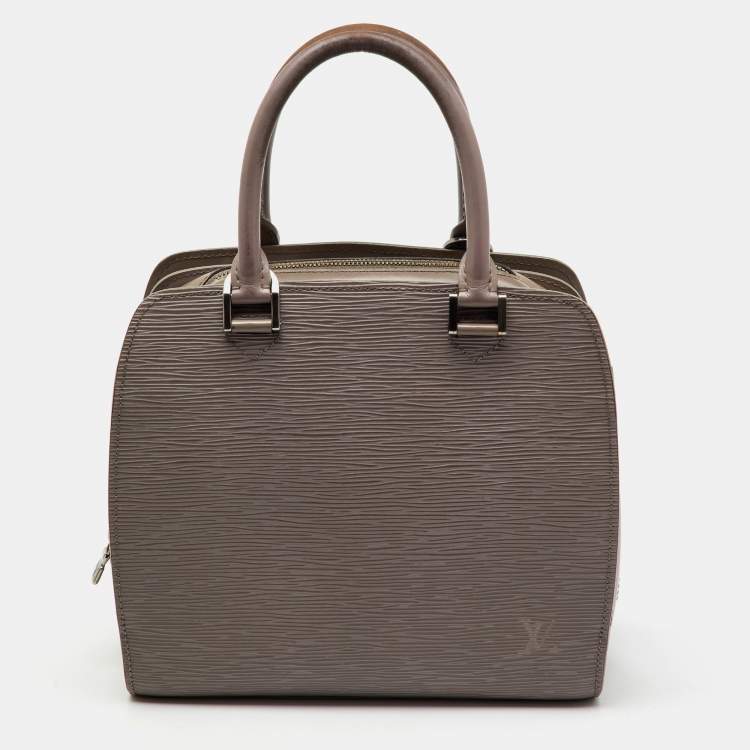 Pre Owned Louis Vuitton Lilac Epi Leather Pont Neuf PM Bag
