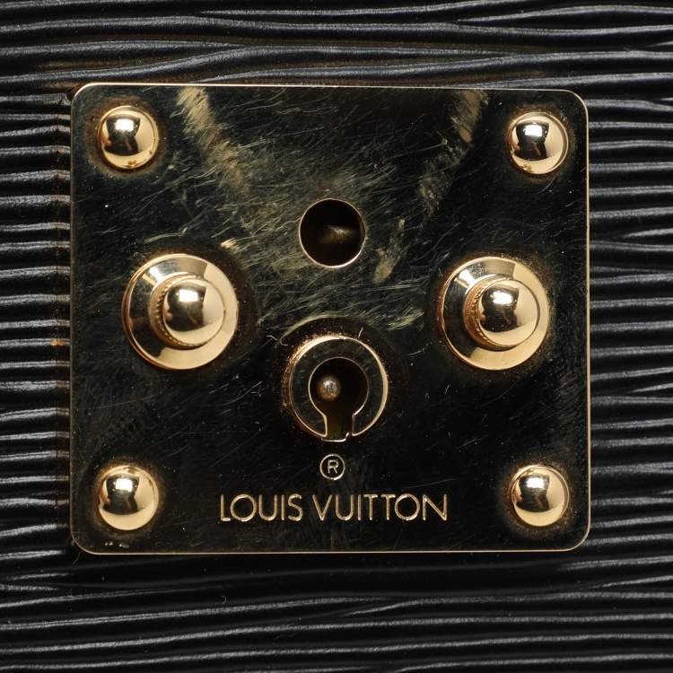 Pre Owned Louis Vuitton Black Epi Leather Sellier Dragonne Clutch