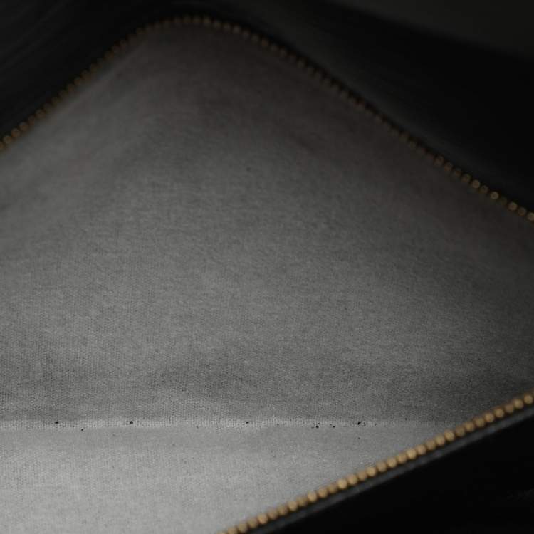 Pre Owned Louis Vuitton Black Epi Leather Sellier Dragonne Clutch