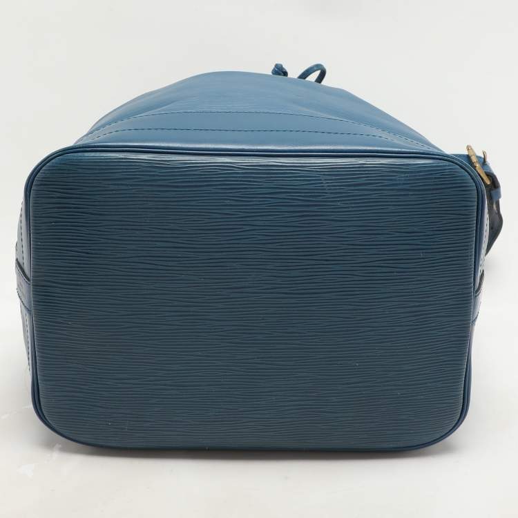 Pre Owned Louis Vuitton Cyan Epi Leather Noe Bag