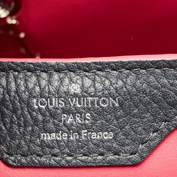 Pre Owned Louis Vuitton Marine Blue Taurillon Leather Capucines MM Bag
