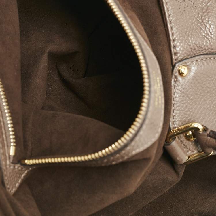 Pre Owned Louis Vuitton Gris Pearl Monogram Mahina Leather Surya XL Bag