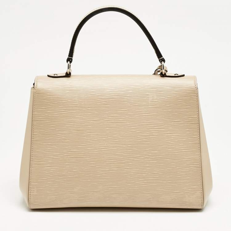 مملوكة مسبقًا Louis Vuitton Dune Epi Leather Cluny MM Bag
