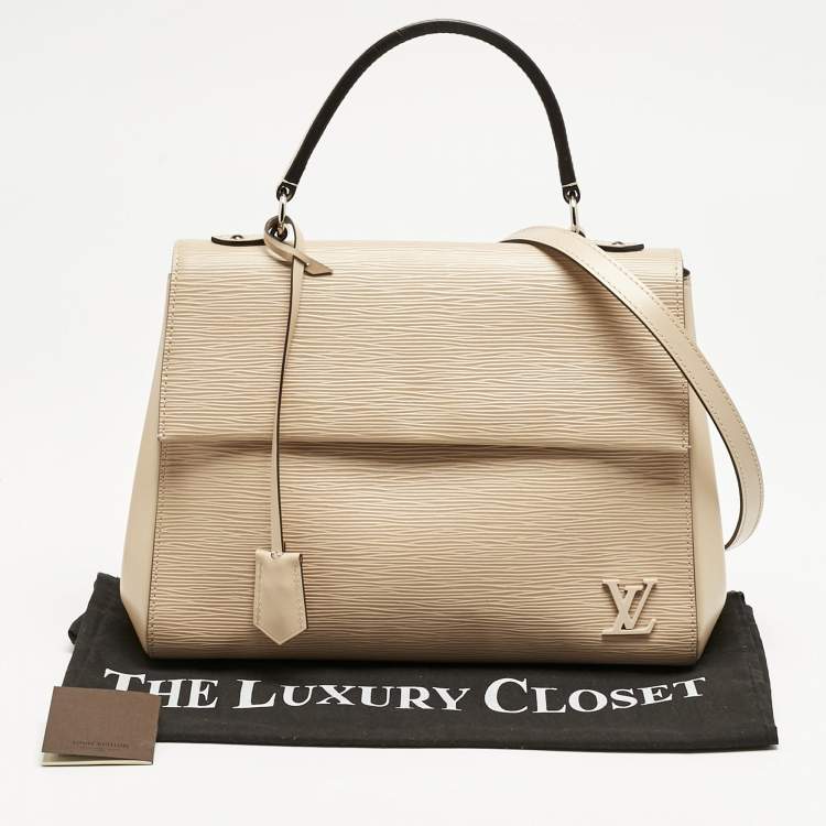 مملوكة مسبقًا Louis Vuitton Dune Epi Leather Cluny MM Bag