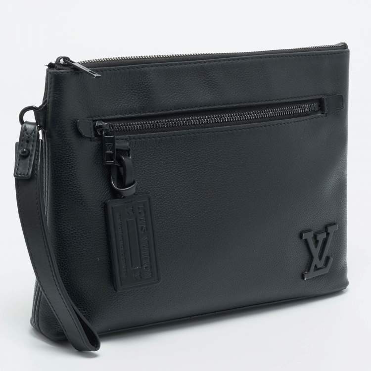 Pre Owned Louis Vuitton Black Aerogram Leather Takeoff Pouch