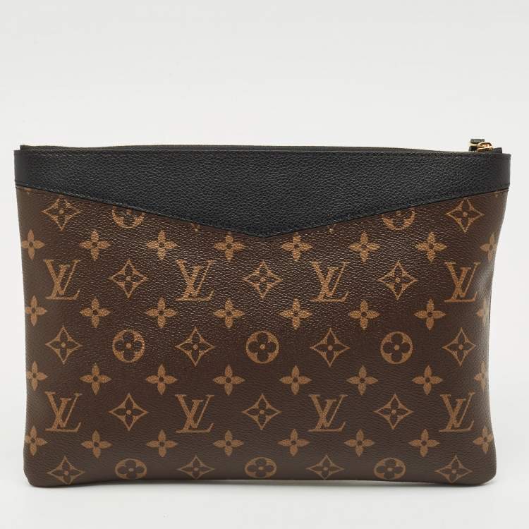 Pre Owned Louis Vuitton Black Monogram Canvas Daily Pouch